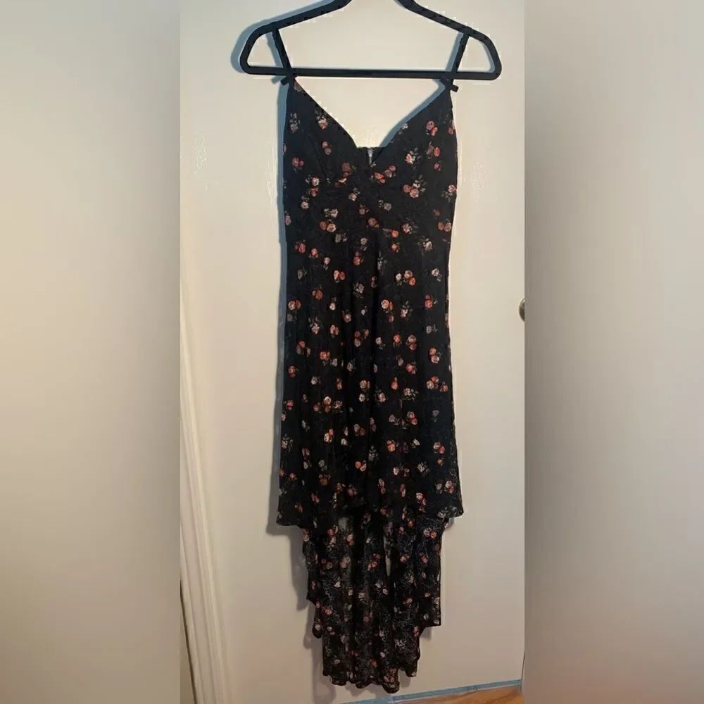 Disney Princess EUC black/pink floral embroidered lace high/low dress Size Large